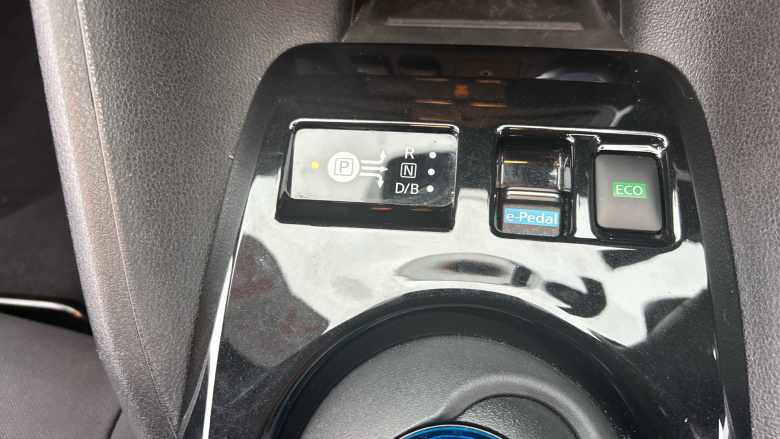 Nissan LEAF 110kW Acenta 40kWh 5dr Auto Electric Hatchback